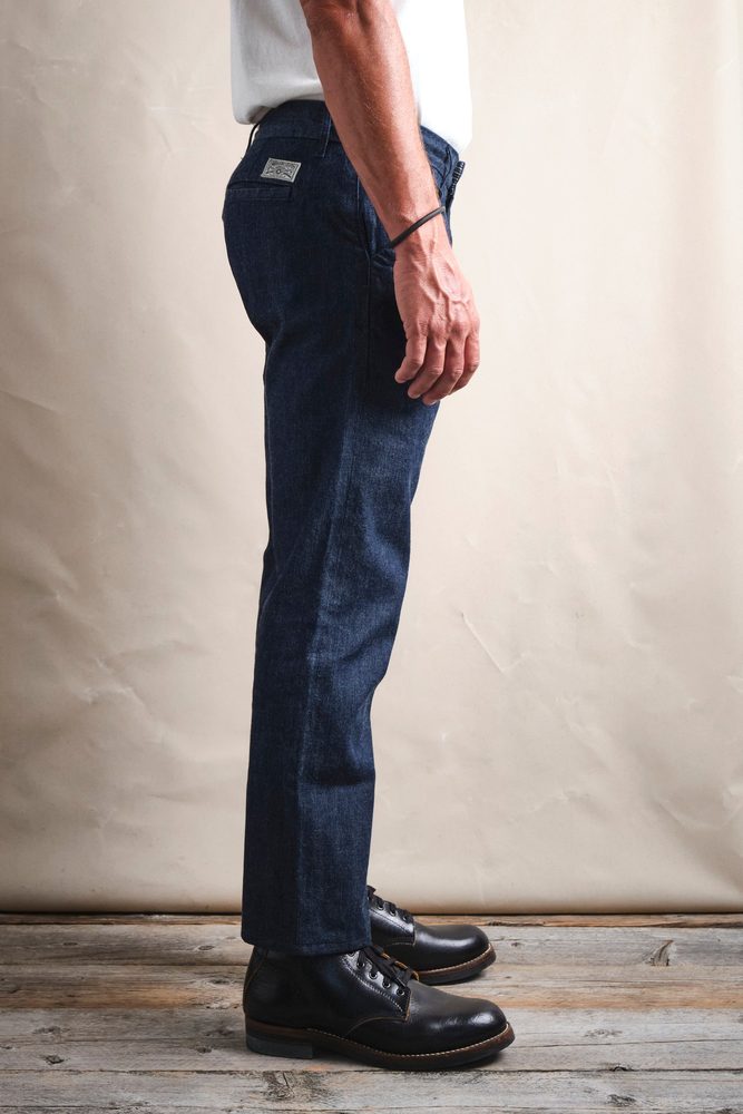Workers Chino Slim Fit 11 Ounce 1900s Rinsed Denim View 4